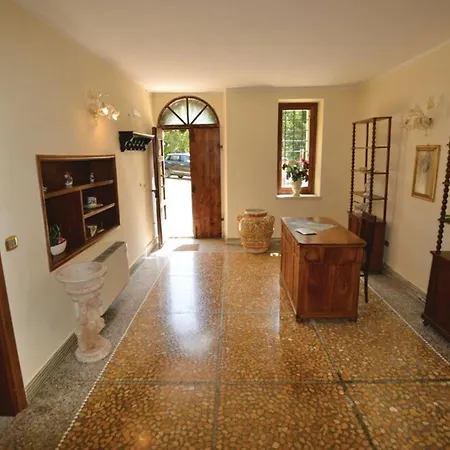 Santa Chiara Villa *